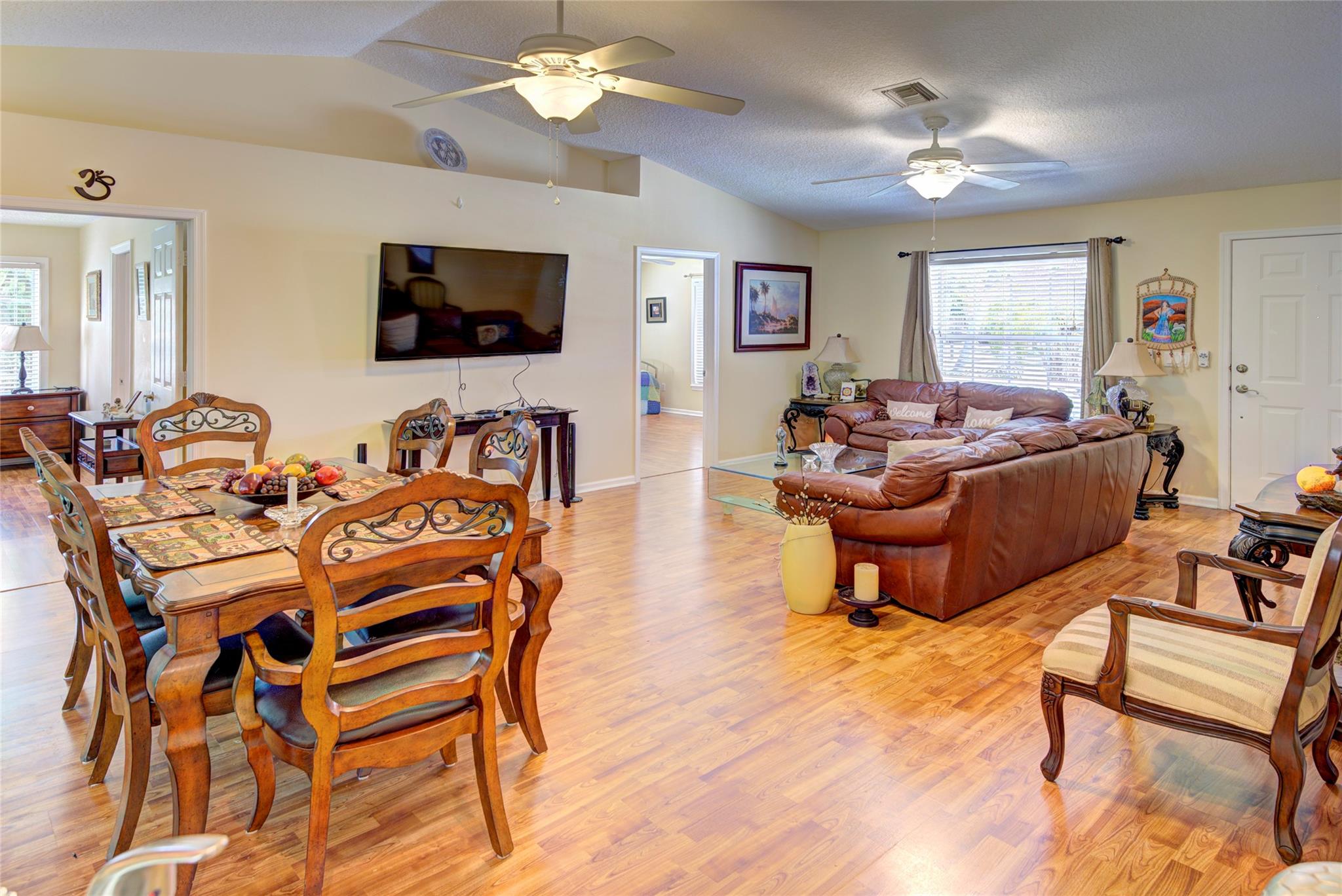 ROYAL PINES ESTATES - Residential Lease