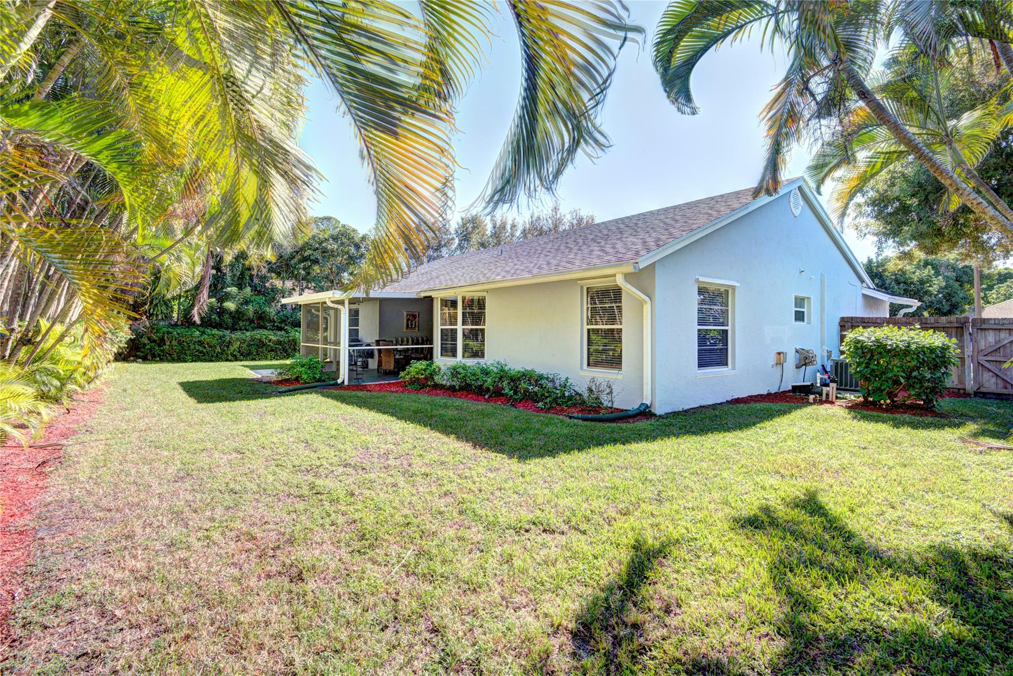 ROYAL PINES ESTATES - Residential Lease