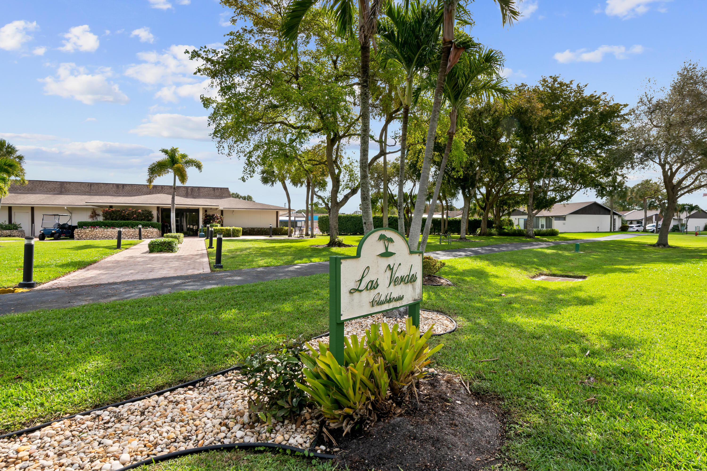 KINGS POINT 4 - Residential