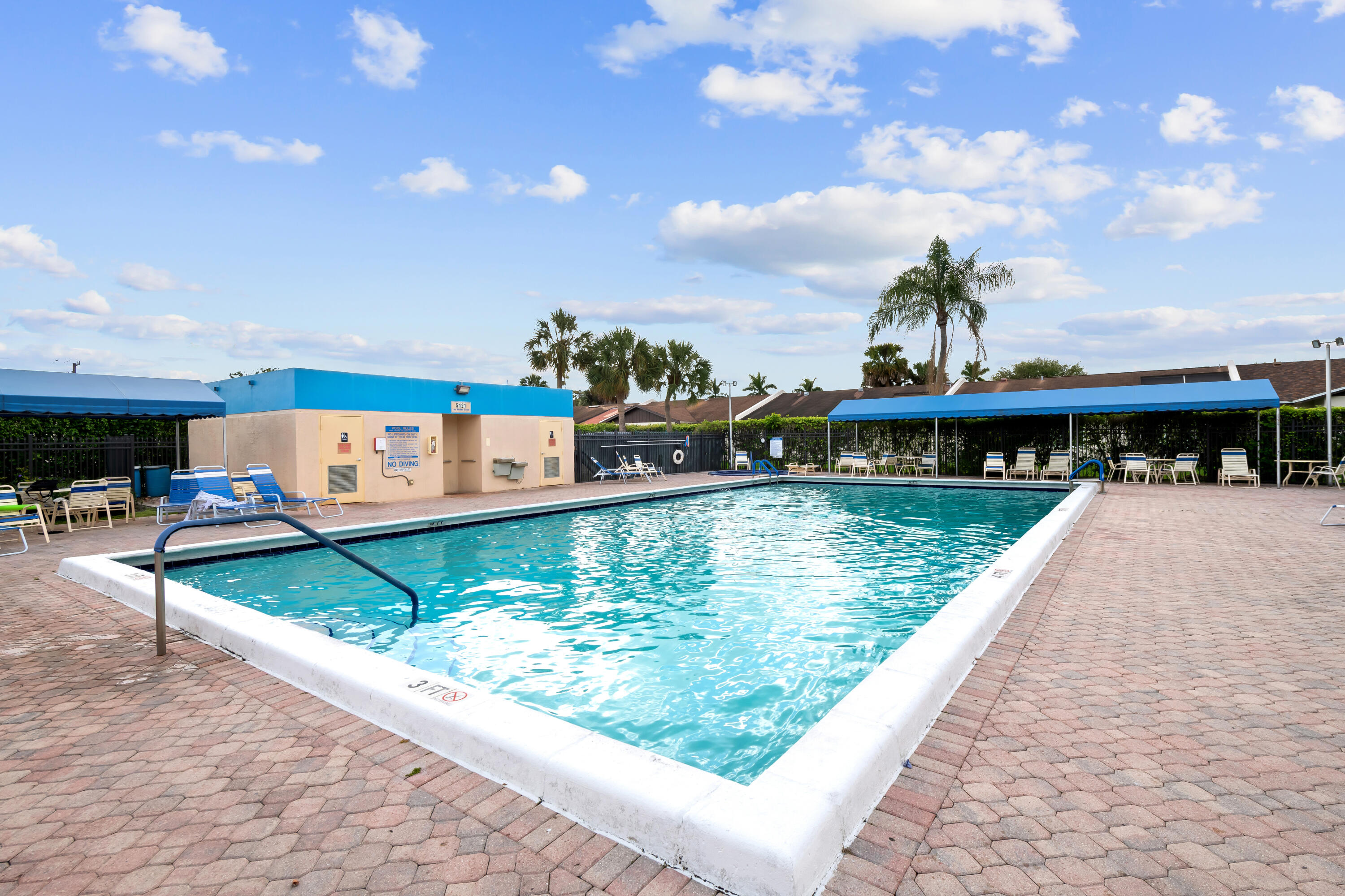 KINGS POINT 4 - Residential