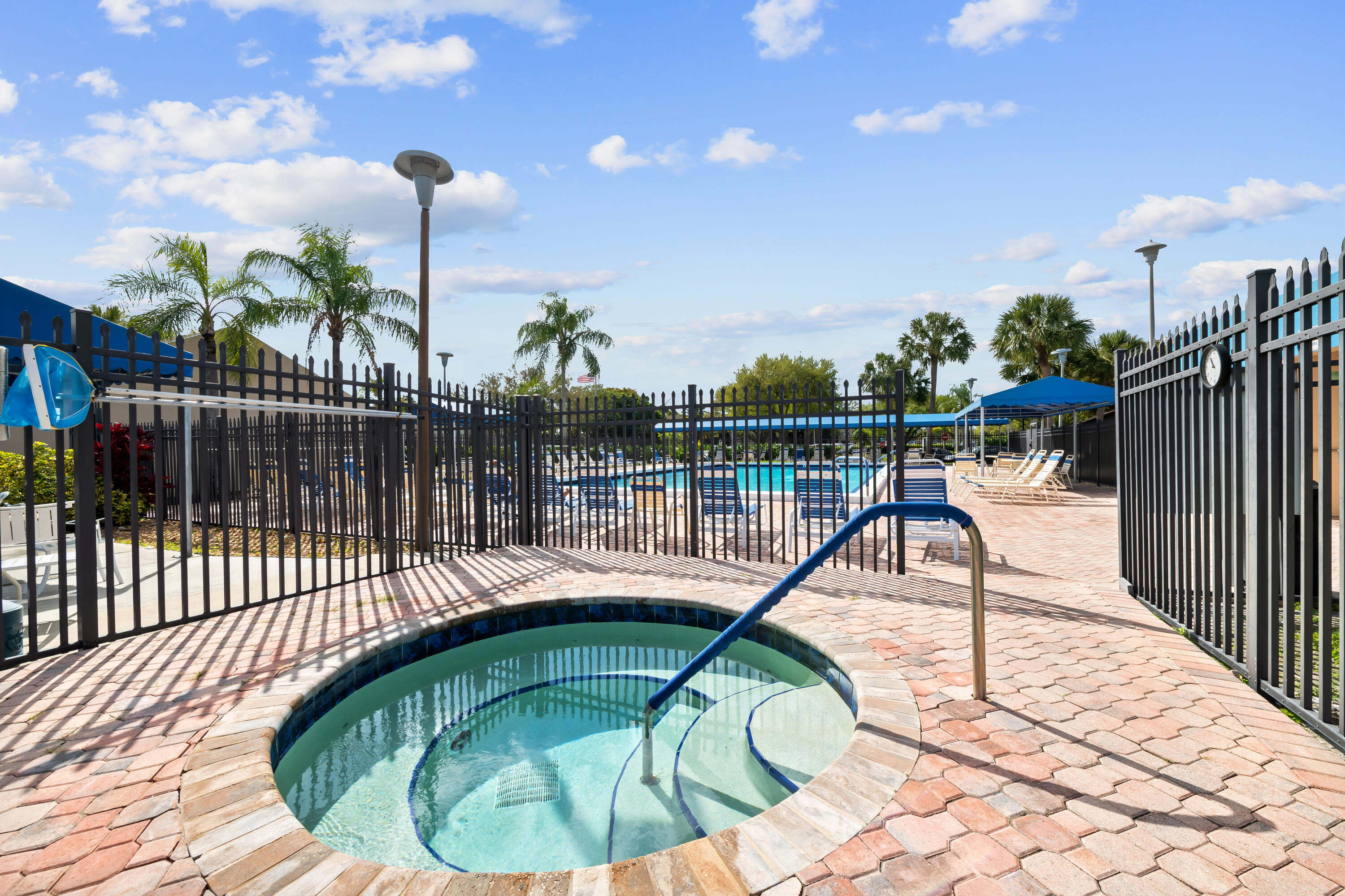 KINGS POINT 4 - Residential