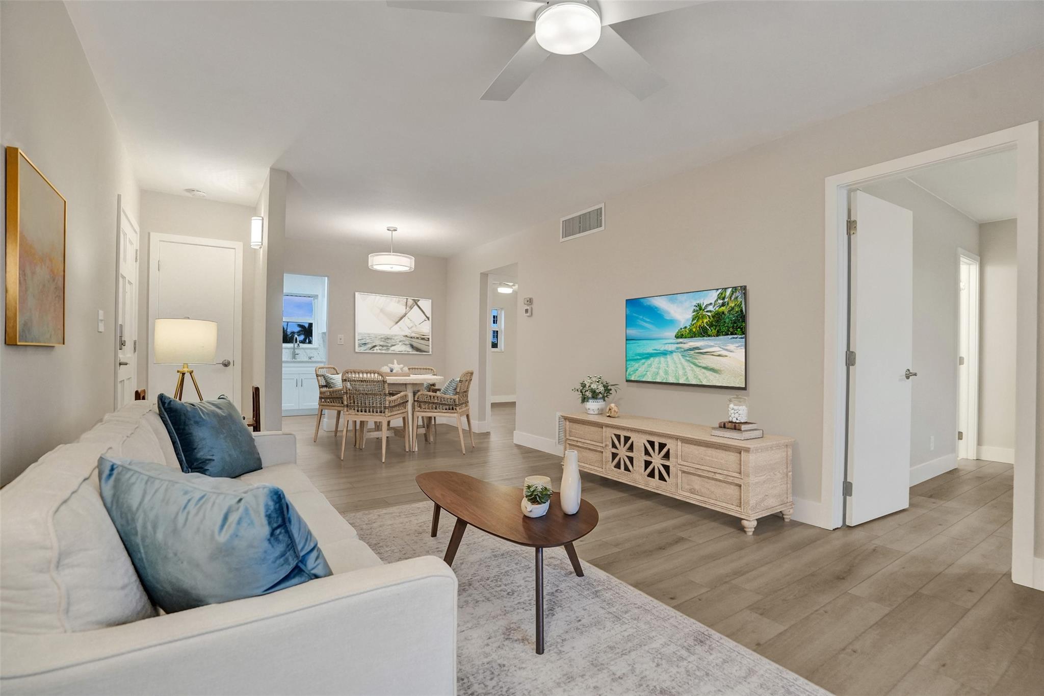 3216 SE 8th St 305