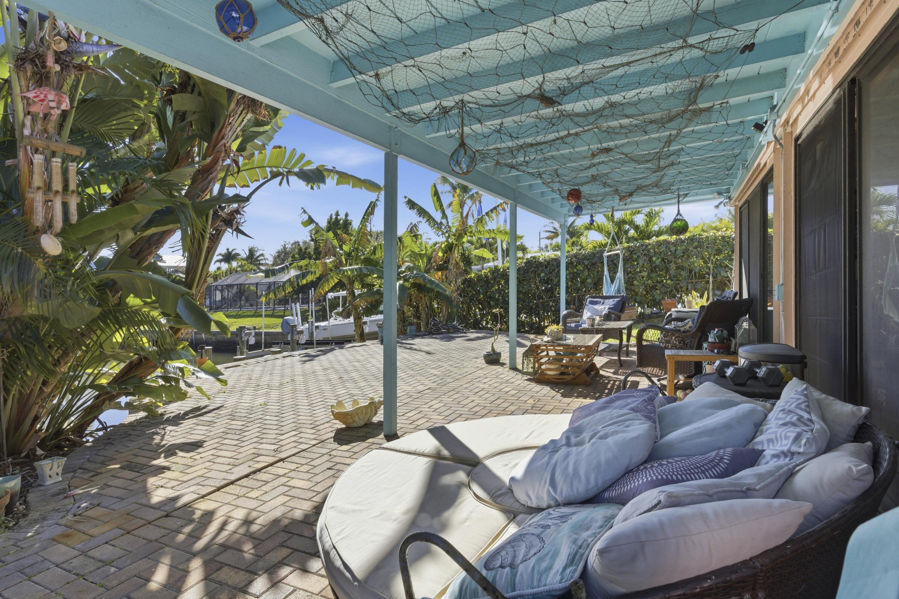 NORTH PALM BEACH VILLAGE OF 2 - Residential