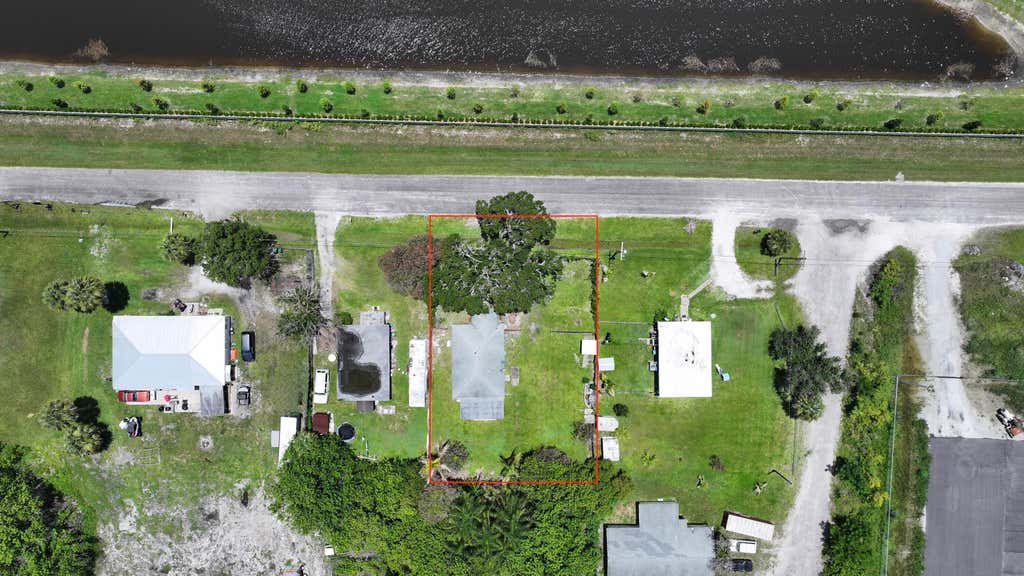 Photo of 310 Dickson Drive, Fort Pierce, FL 34982 (MLS # B26049839)