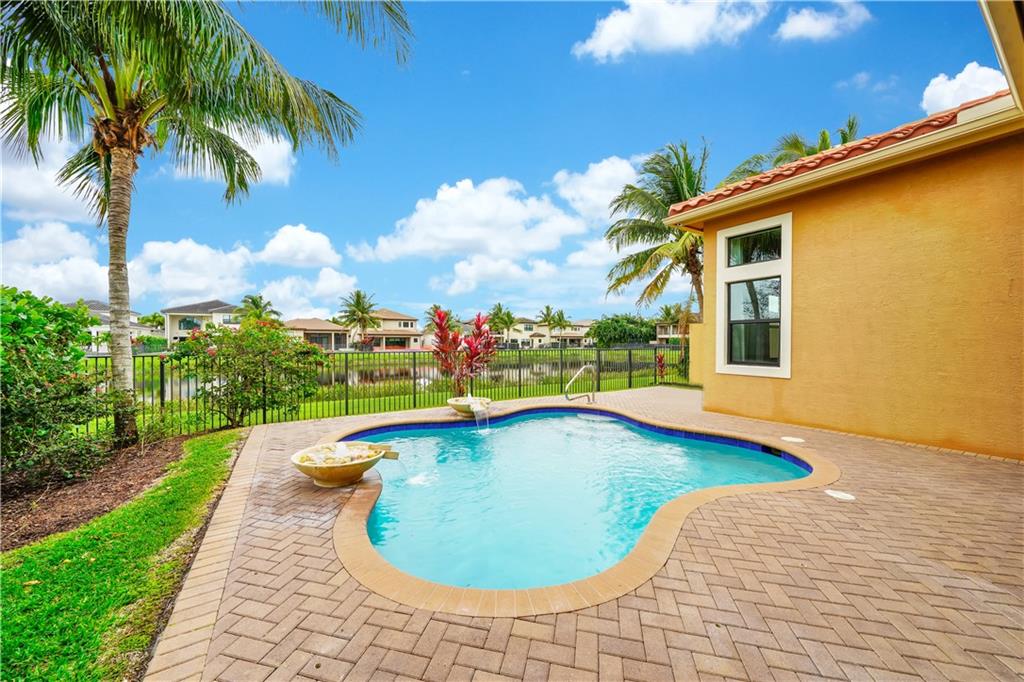 Seven Bridges - Residential