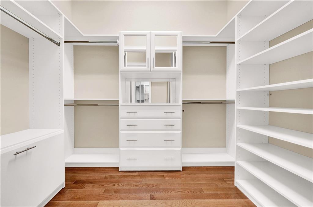 Seven Bridges - Residential