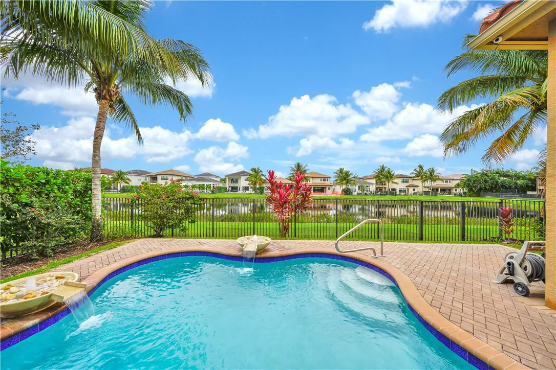 Seven Bridges - Residential