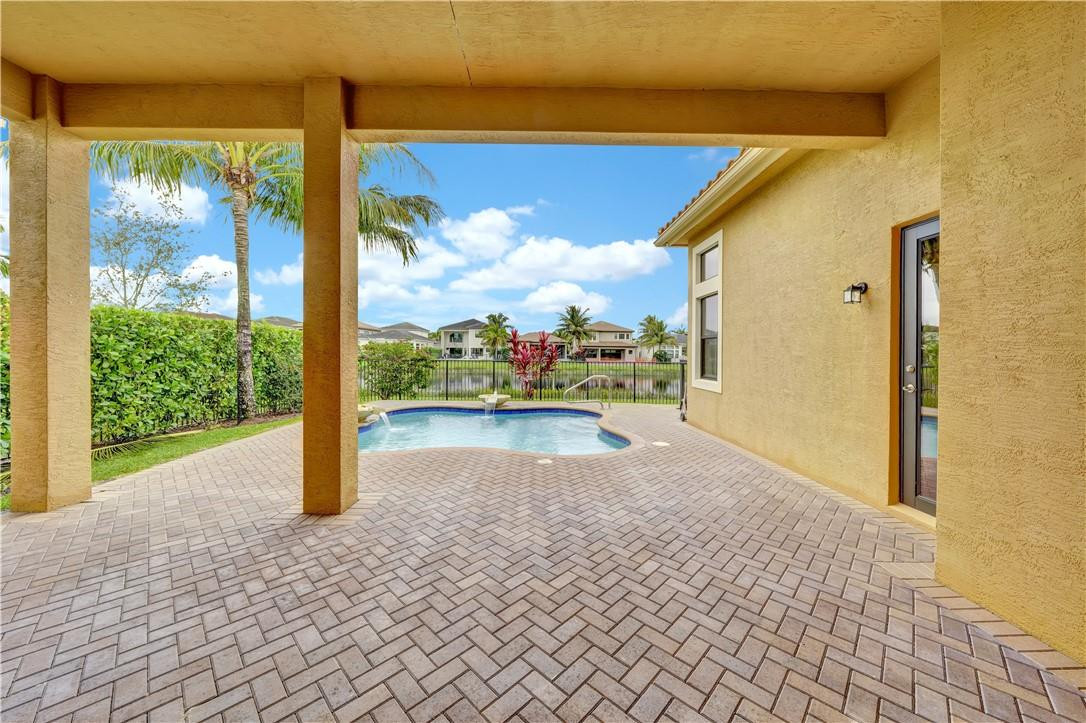 Seven Bridges - Residential