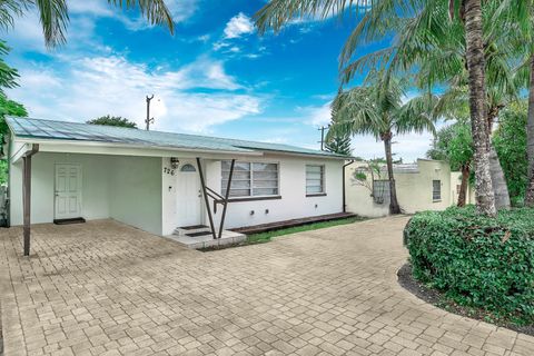 726 N A St Lake Worth Beach FL 33460