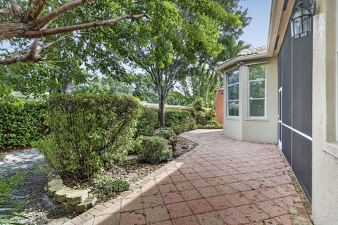 Tiny photo for 9937 Via Elegante, Wellington, FL 33411 (MLS # B26080279)
