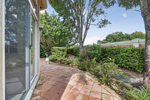 Tiny photo for 9937 Via Elegante, Wellington, FL 33411 (MLS # B26080279)