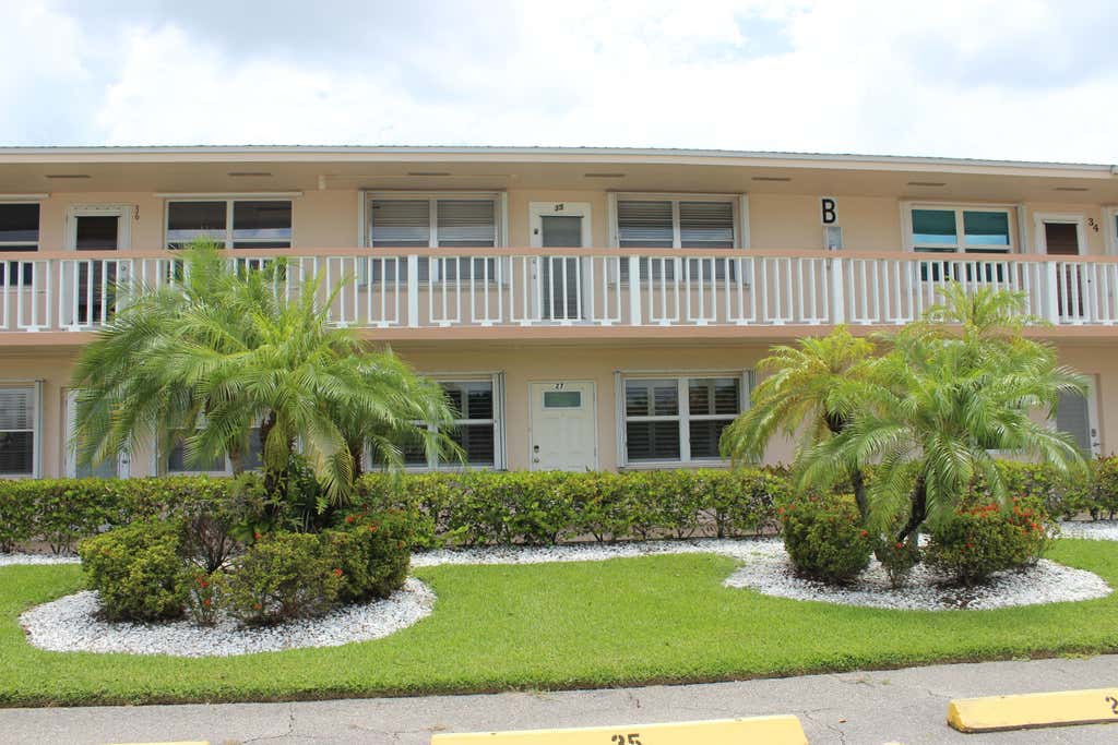 Photo of 35 SOMERSET B #35, West Palm Beach, FL 33417 (MLS # B26059838)