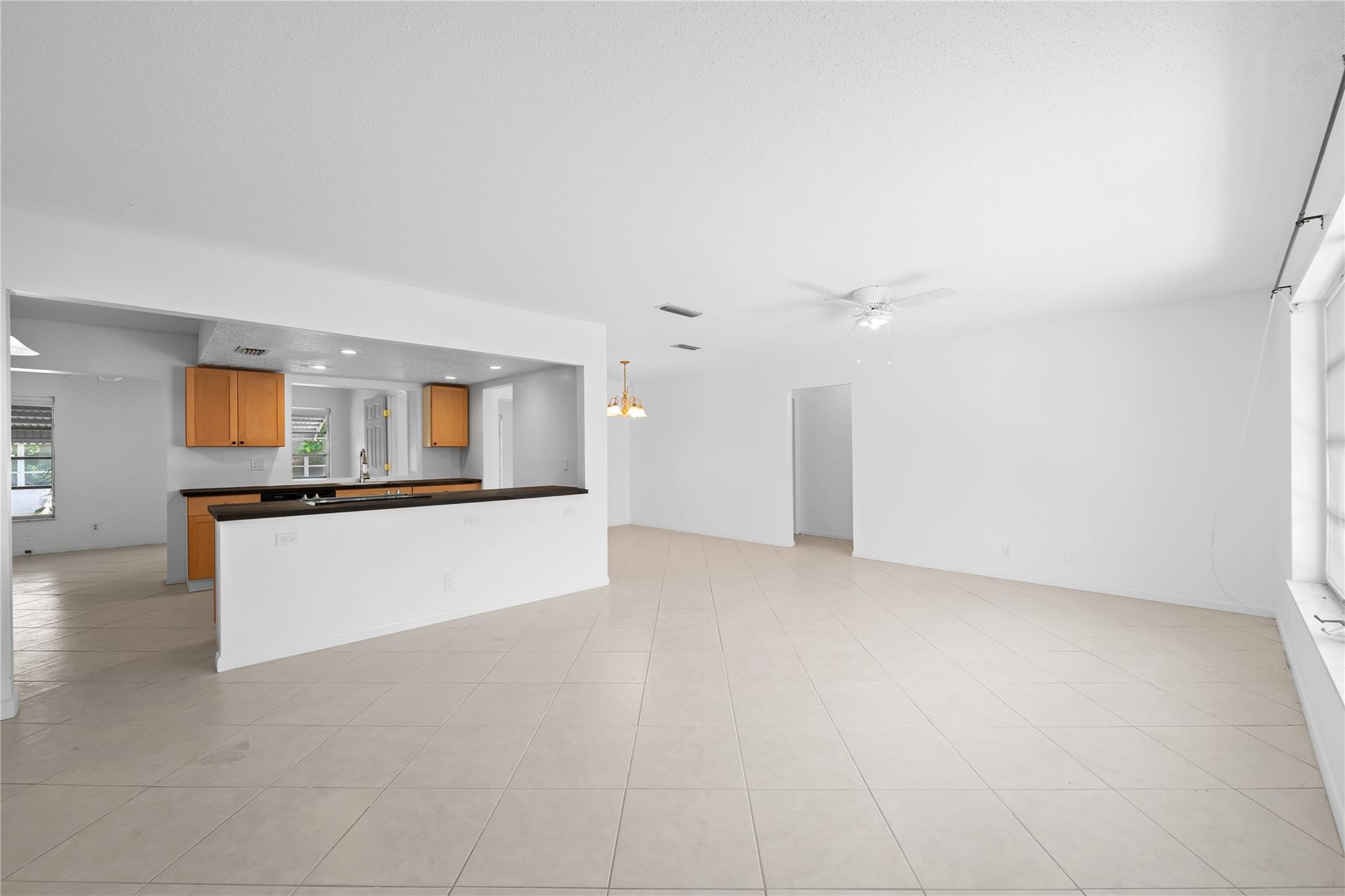 Paradise Gardens Sec 3 72 - Residential