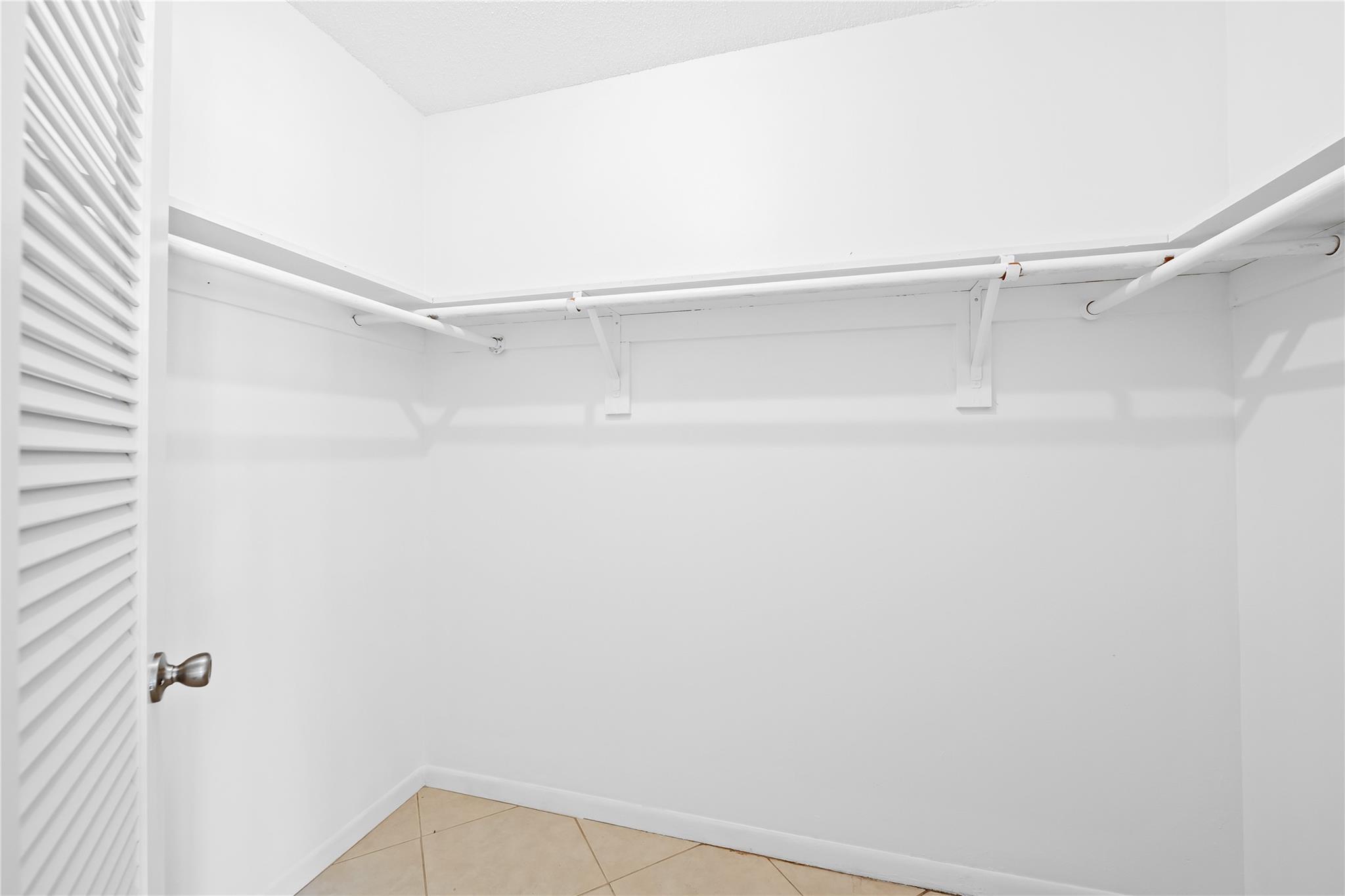 Paradise Gardens Sec 3 72 - Residential