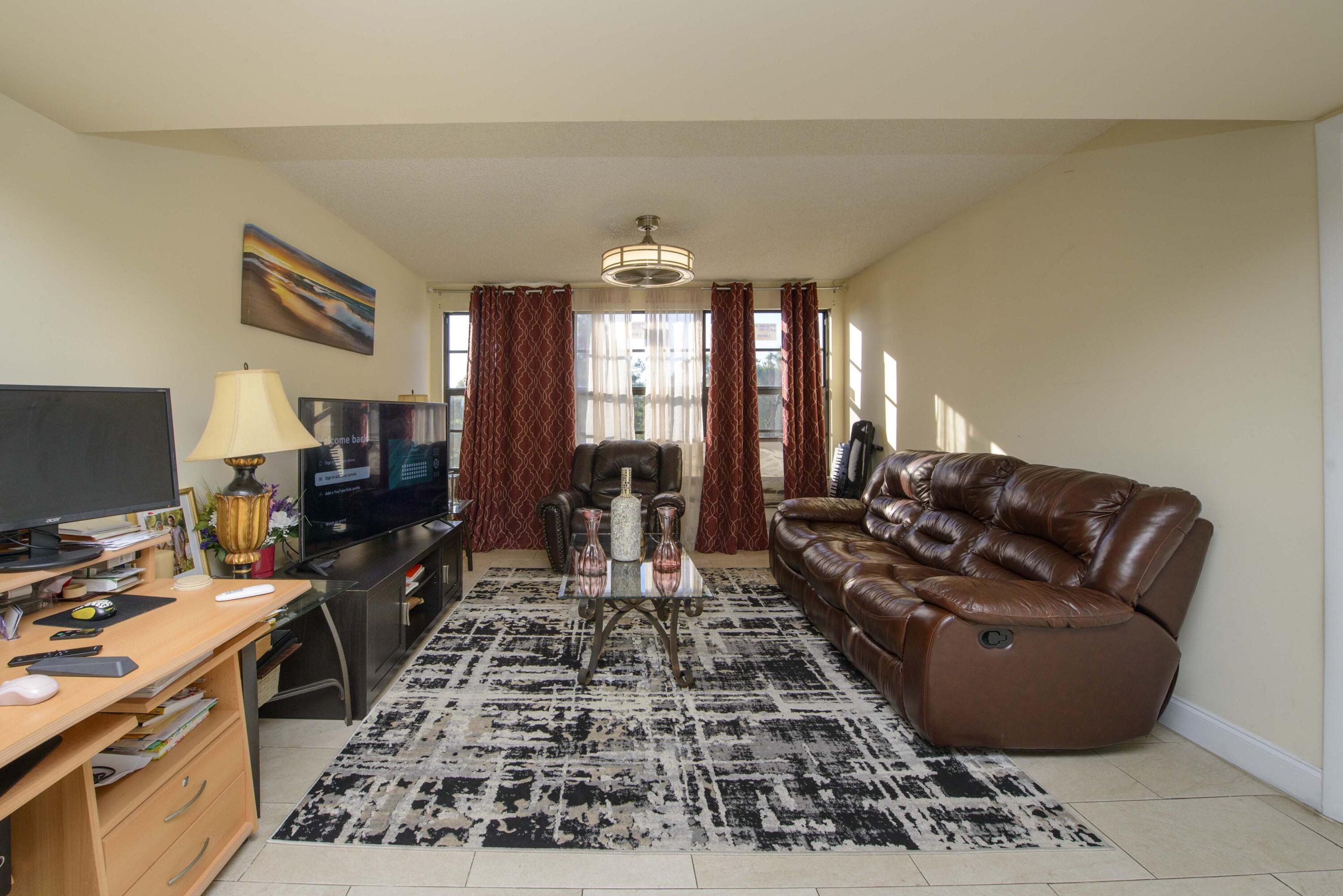 WHITEHALL VILLAGE - Residential