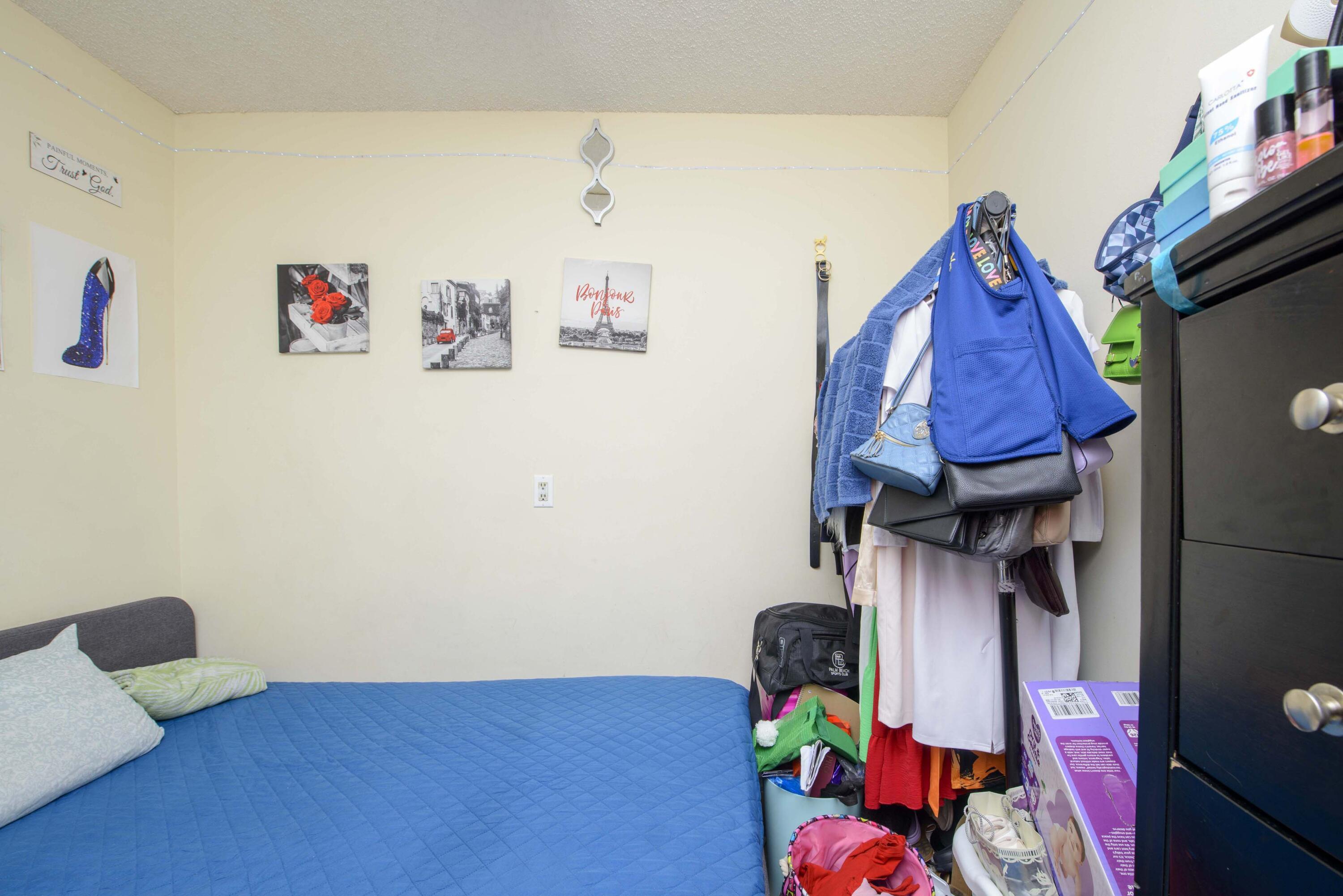 WHITEHALL VILLAGE - Residential