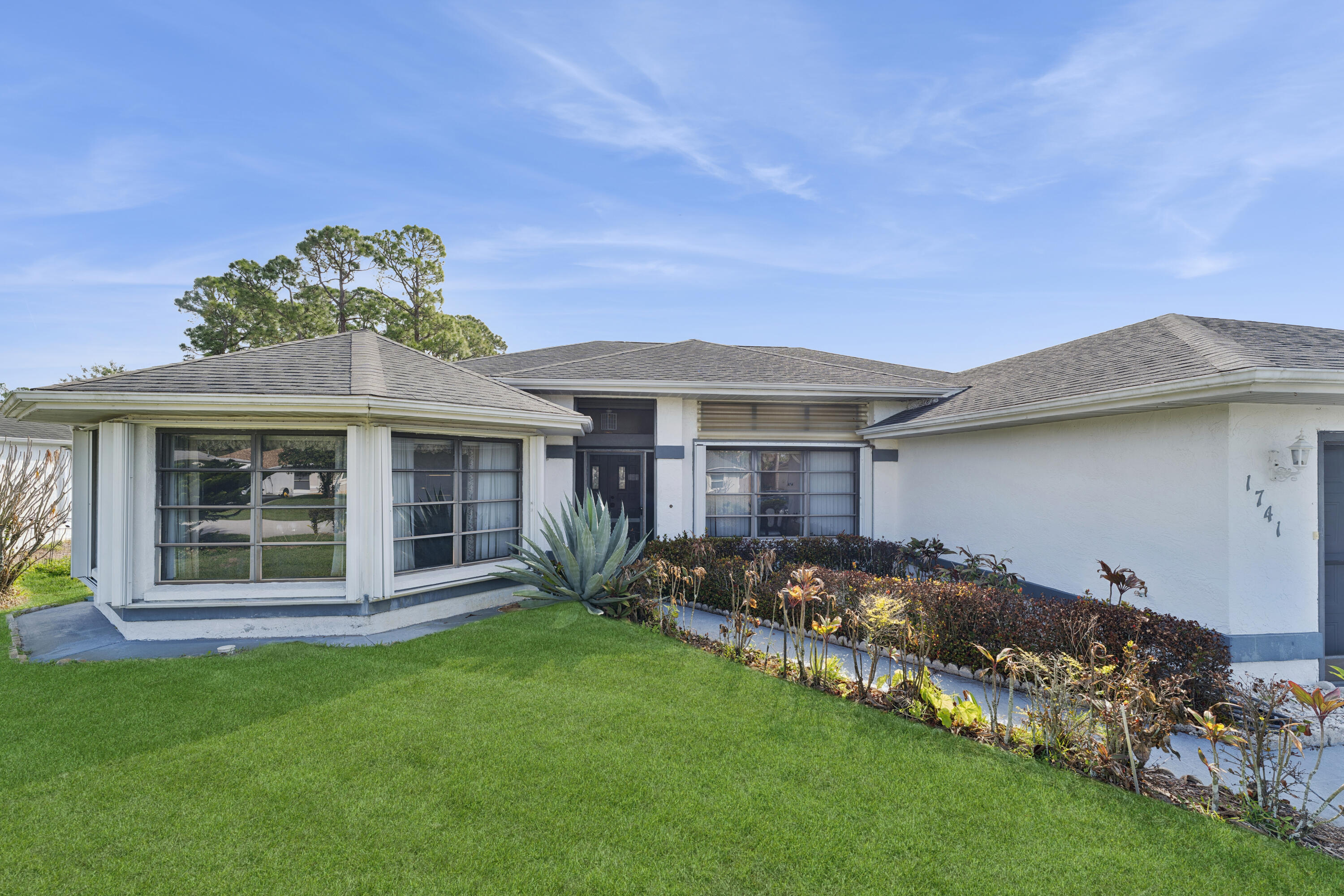 PORT ST LUCIE SECTION 3 - Residential