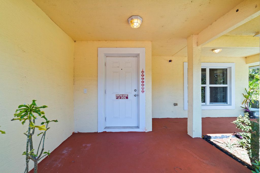 Photo of 6923 S 1st Street, Jupiter, FL 33458 (MLS # R11161421)