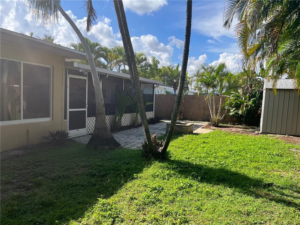 Lyons Park First Add 40-2 - Residential