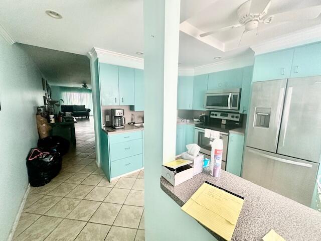 HYTHE AT CENTURY VILLAGE CONDO - Residential