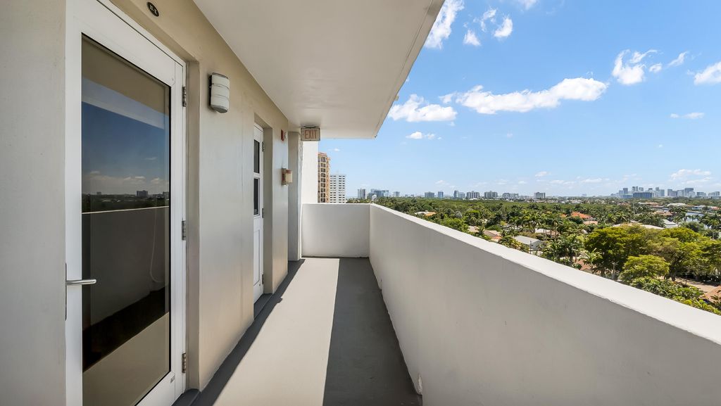 Photo of 2200 NE 33rd Avenue #10k, Fort Lauderdale, FL 33305 (MLS # B26022614)