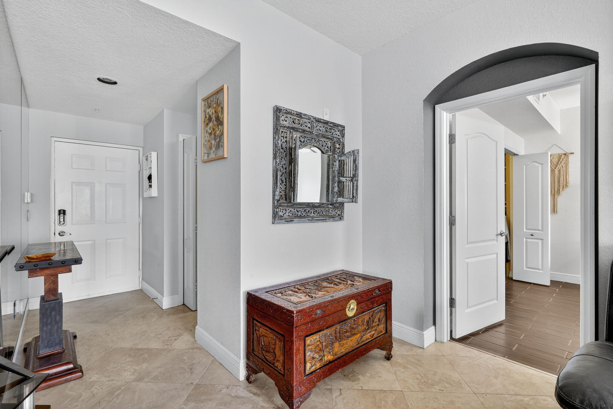 RESIDENCES AT LEGACY PLACE CONDO - Residential