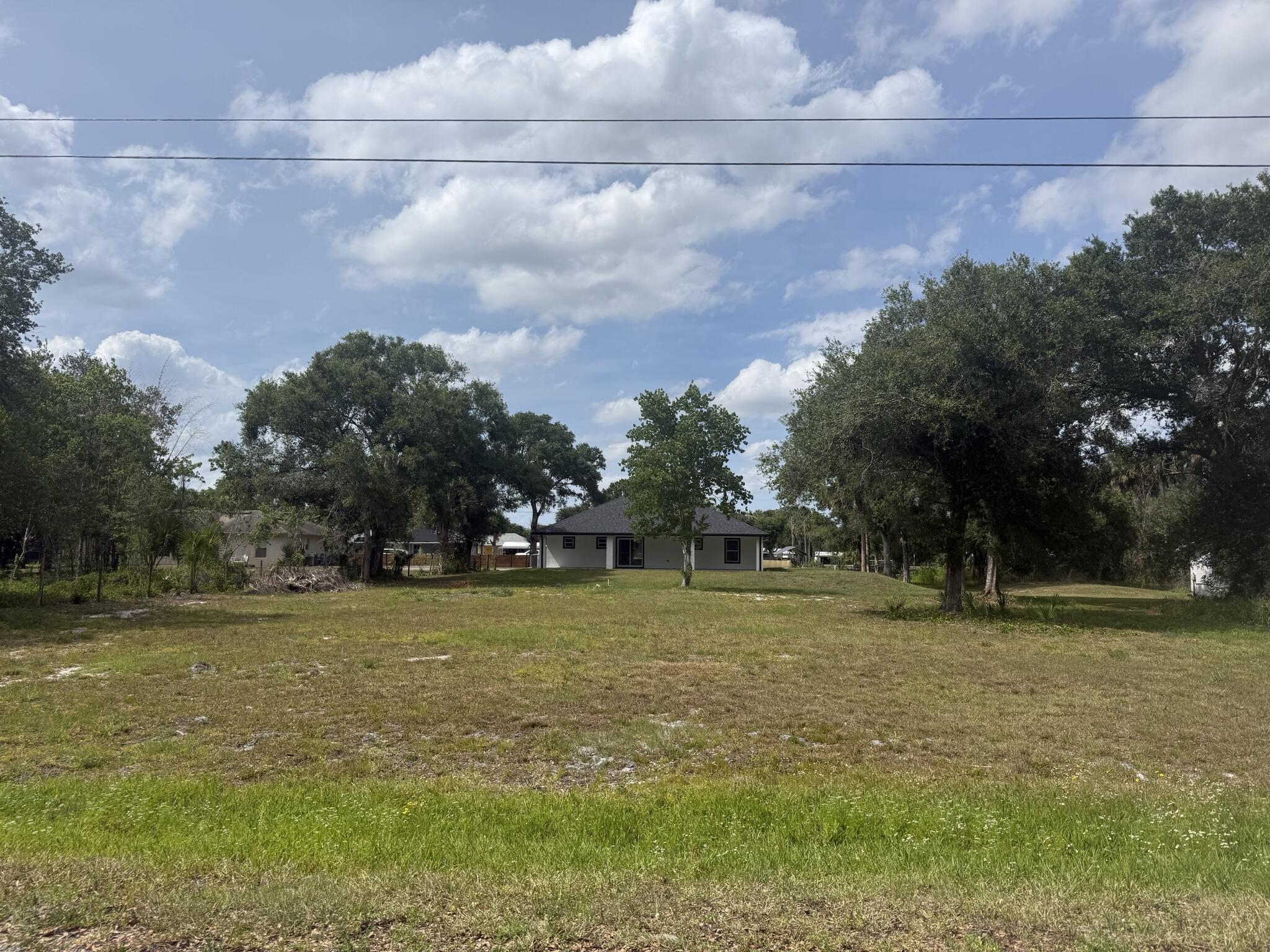 DIXIE RANCH ESTATES - Land
