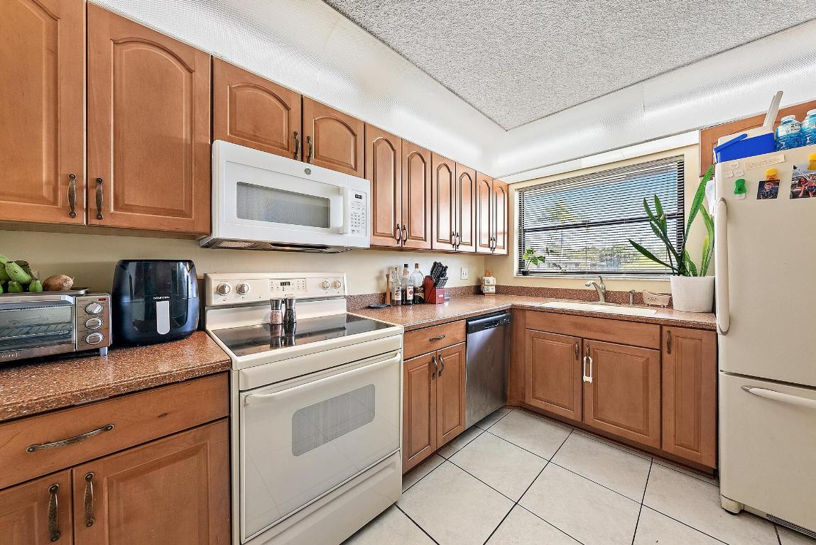 1271 SE Parkview Place H11