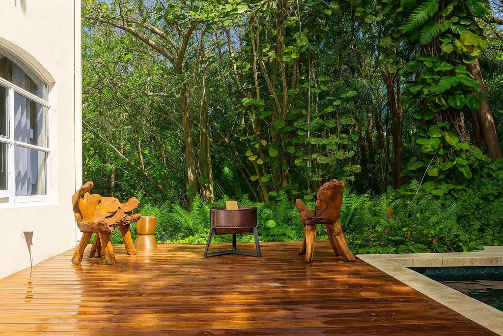 Photo of 9792 Vineyard Court, Boca Raton, FL 33428 (MLS # R11107610)