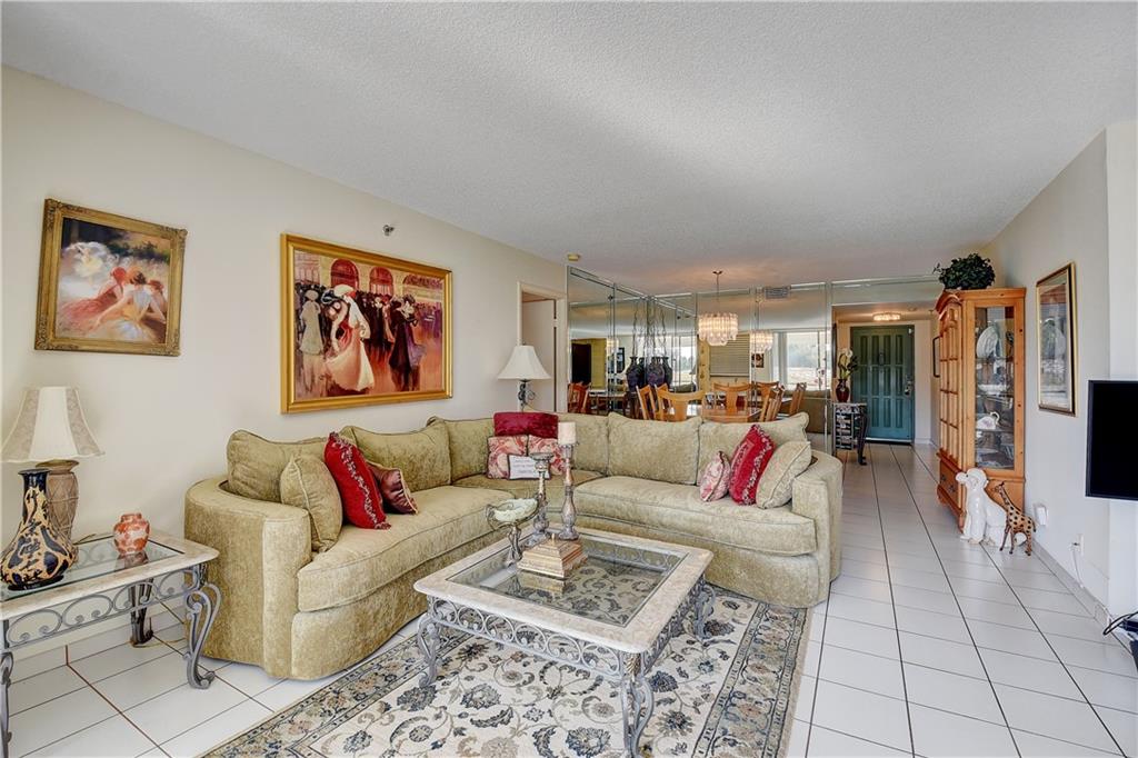 The Palms at Boca Teeca - Residential