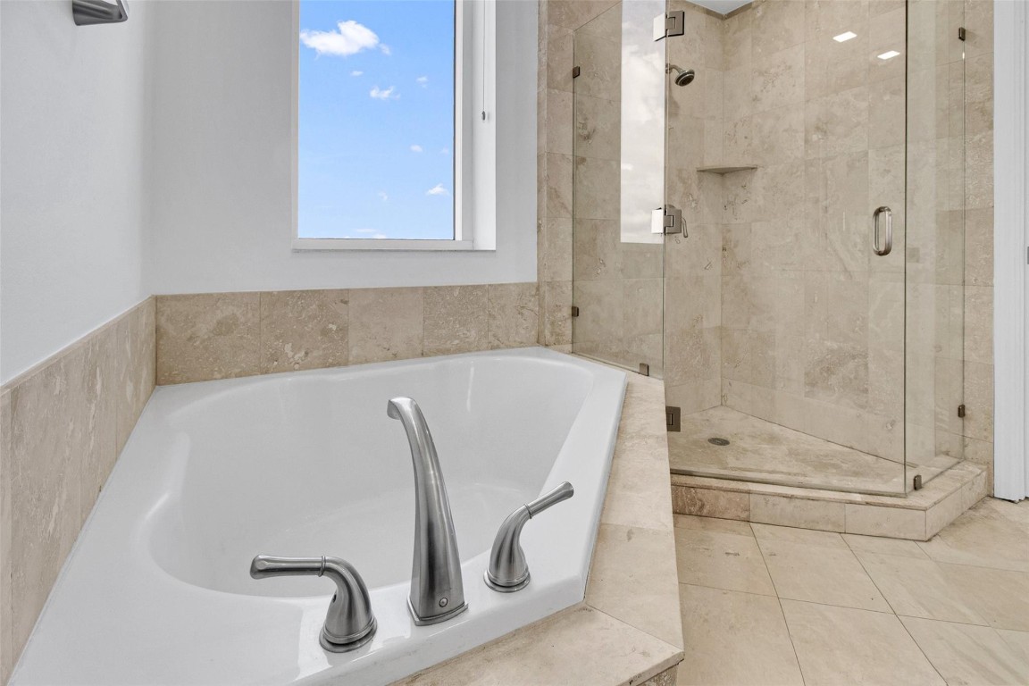 DUO CONDO - Residential