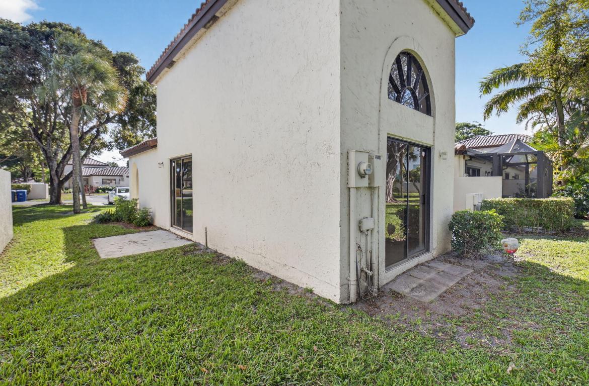 WINDWOOD UNIT I - Residential