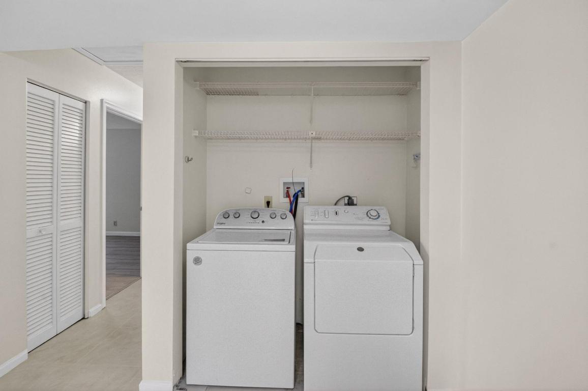 WINDWOOD UNIT I - Residential