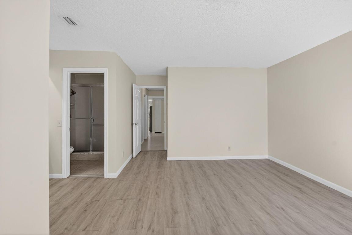 WINDWOOD UNIT I - Residential