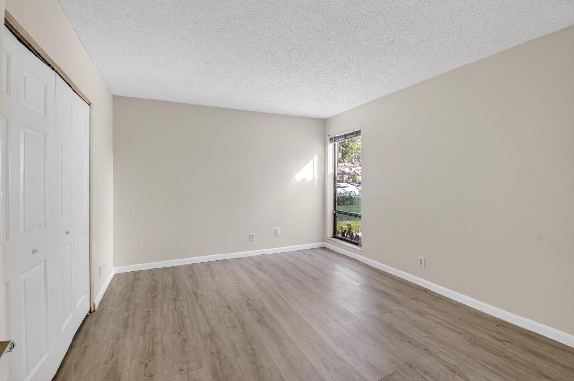 WINDWOOD UNIT I - Residential