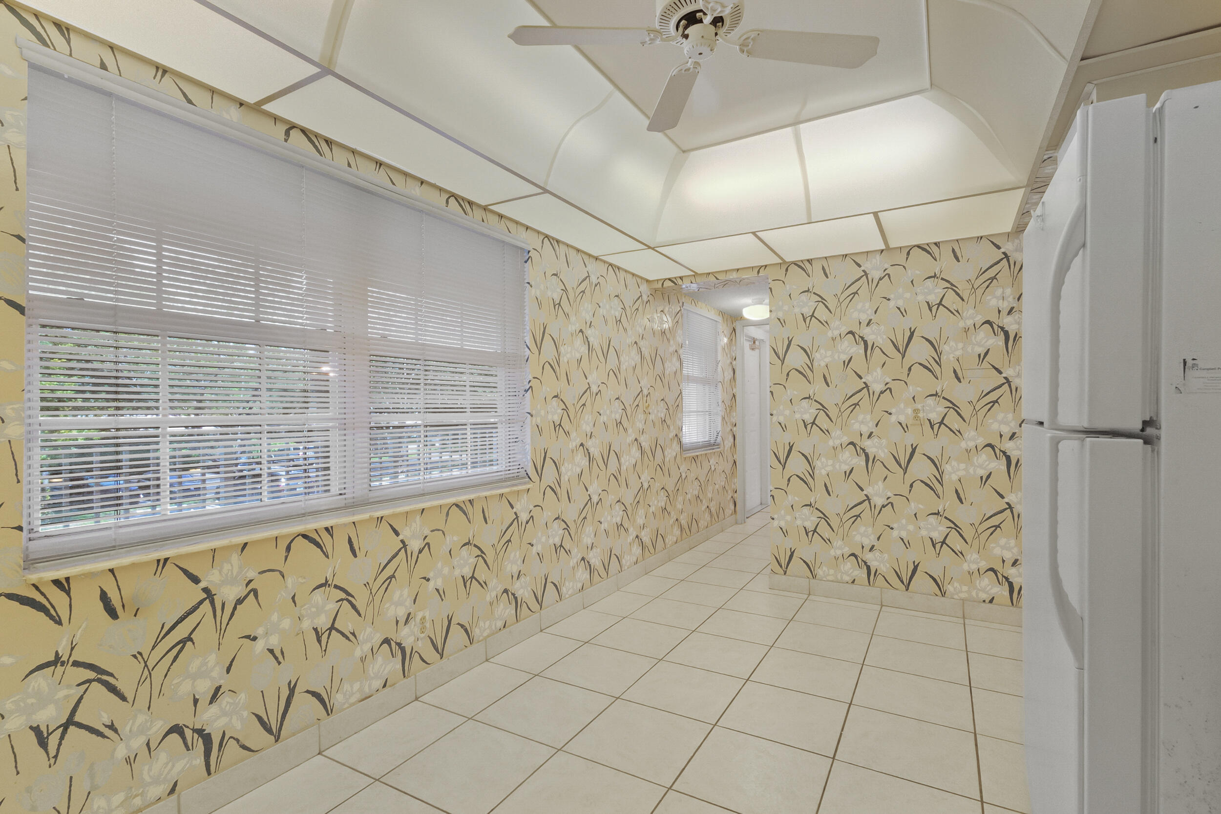 NO 123 PALM-AIRE COUNTRY CLUB - Residential