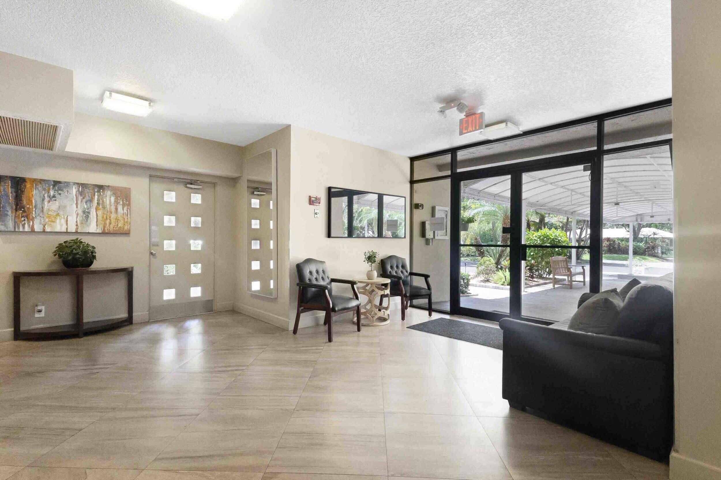 NO 123 PALM-AIRE COUNTRY CLUB - Residential