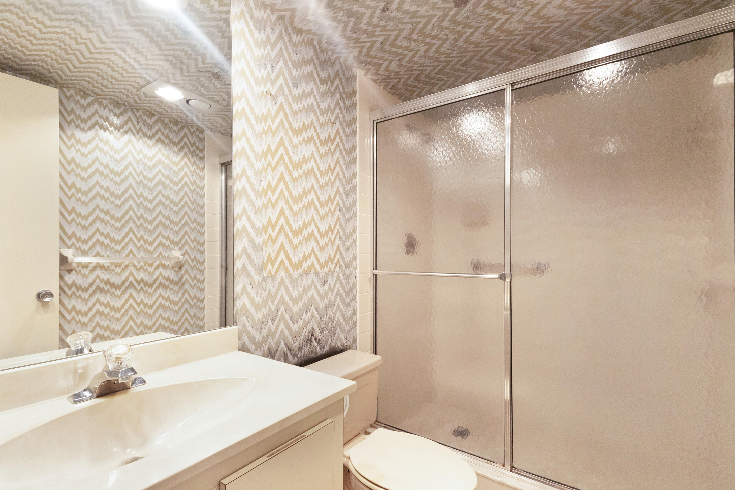 NO 123 PALM-AIRE COUNTRY CLUB - Residential