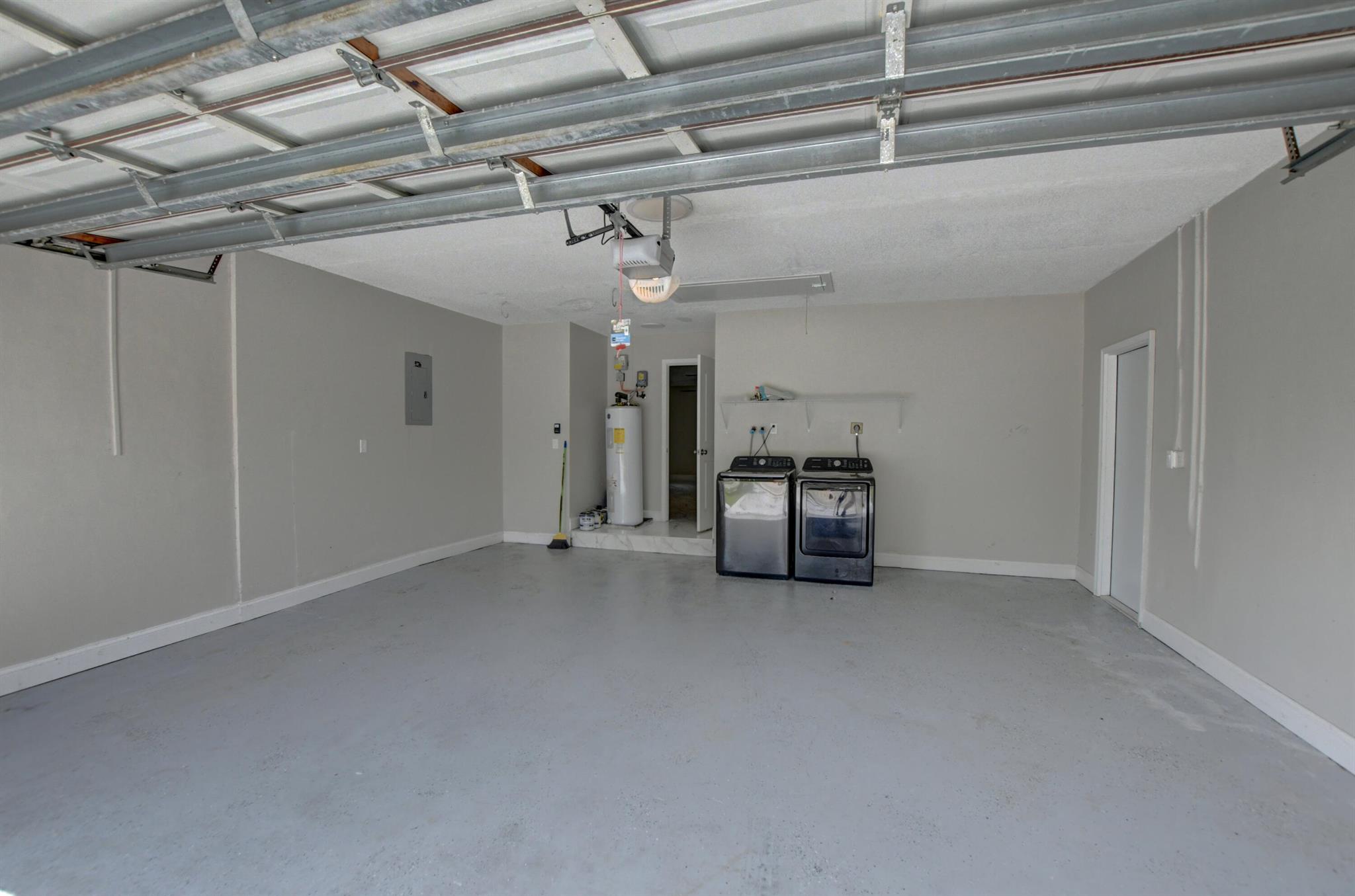 SABAL PARK - Residential