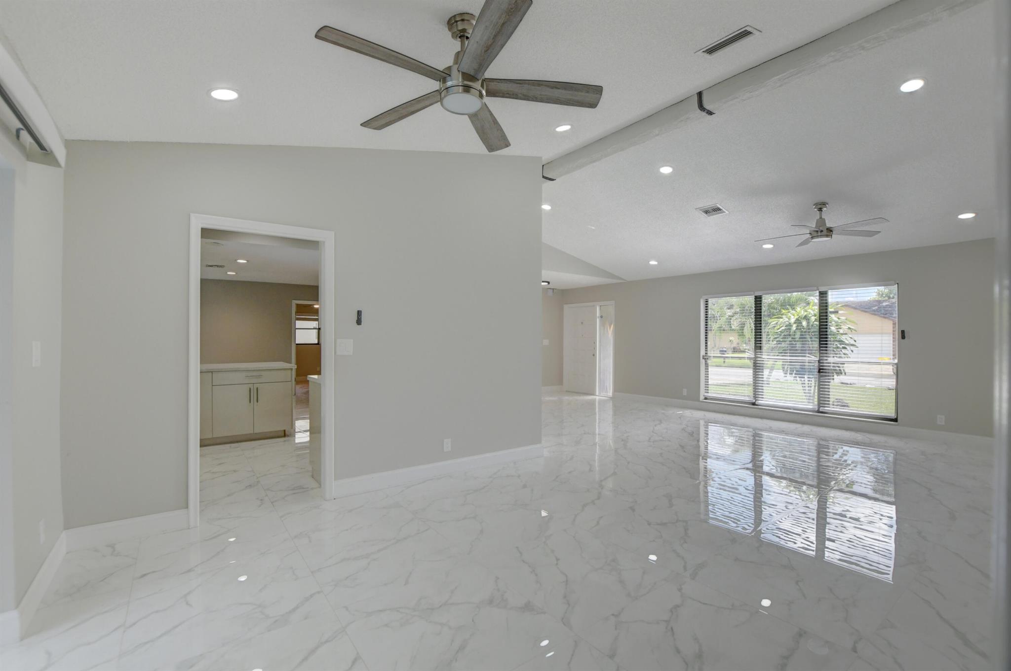 SABAL PARK - Residential