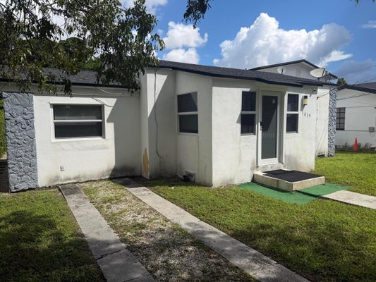 1419 NW 44TH ST # 1, MIAMI, FL 33142 - Image ea2676eec090ecbb6d31d531b1557aeb/2538024962