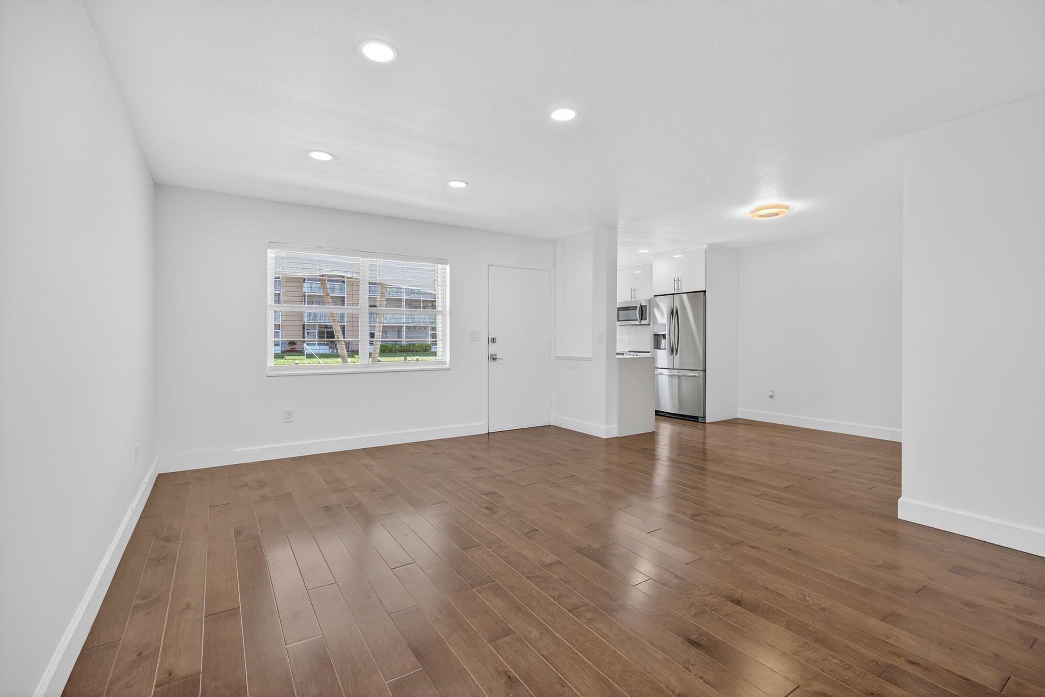 SHORE CLUB APTS B & C CON - Residential Lease