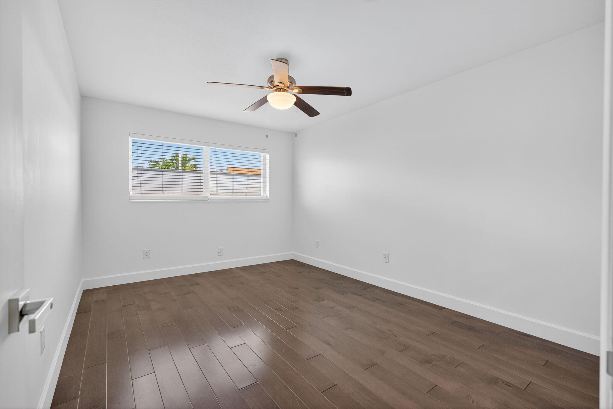 SHORE CLUB APTS B & C CON - Residential Lease