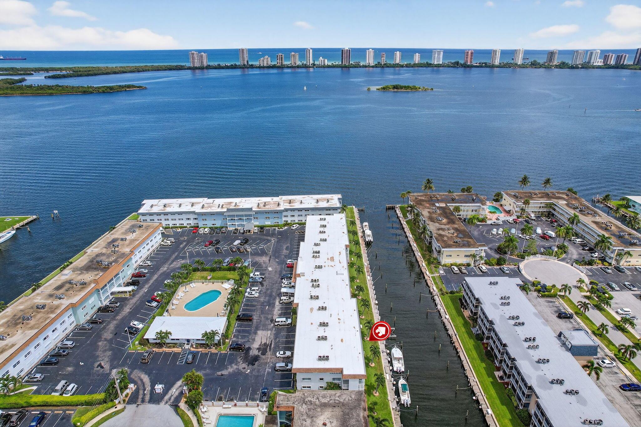 SHORE CLUB APTS B & C CON - Residential Lease