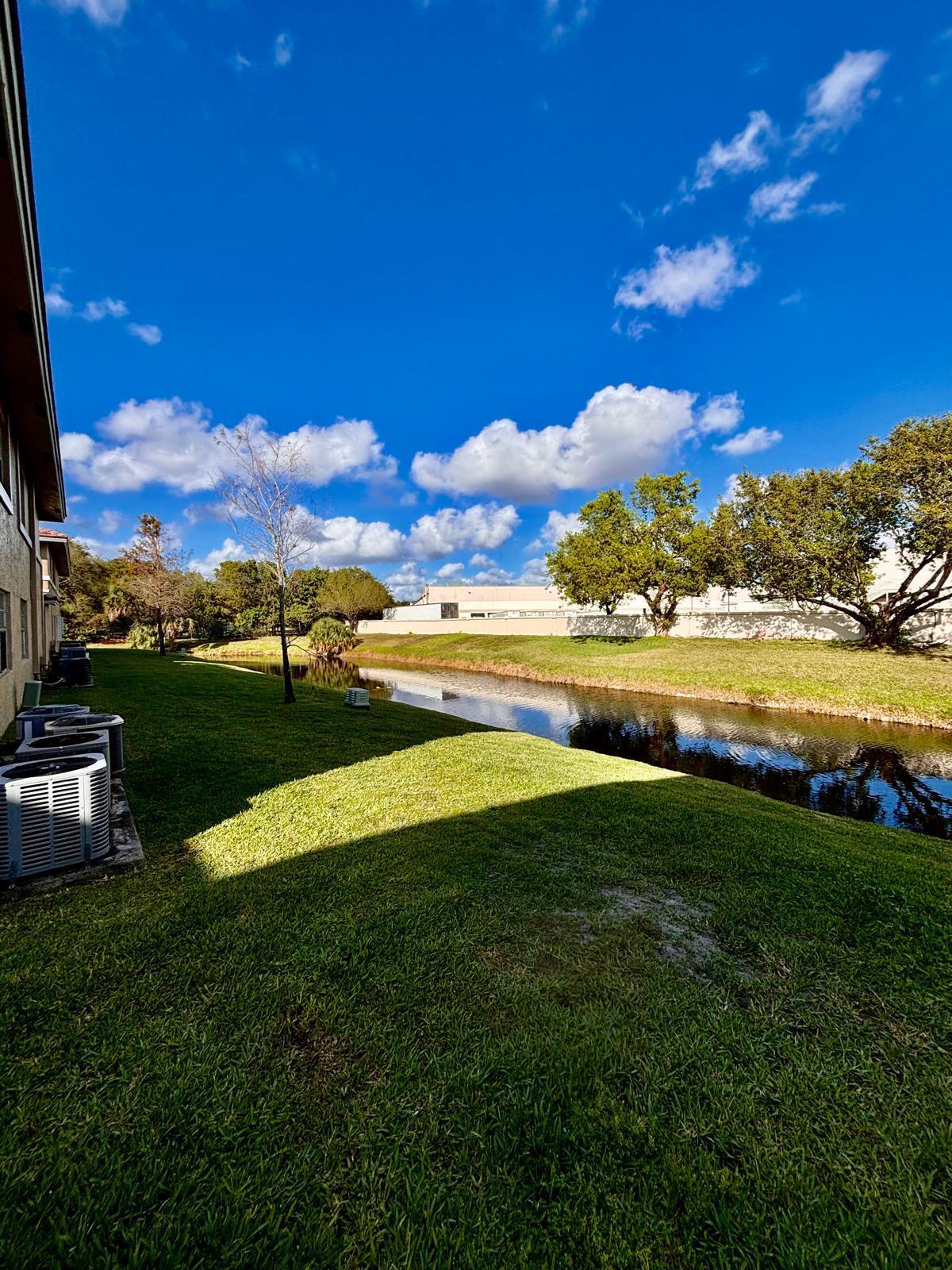 LAKEWOOD VILLAGE - Residential Lease