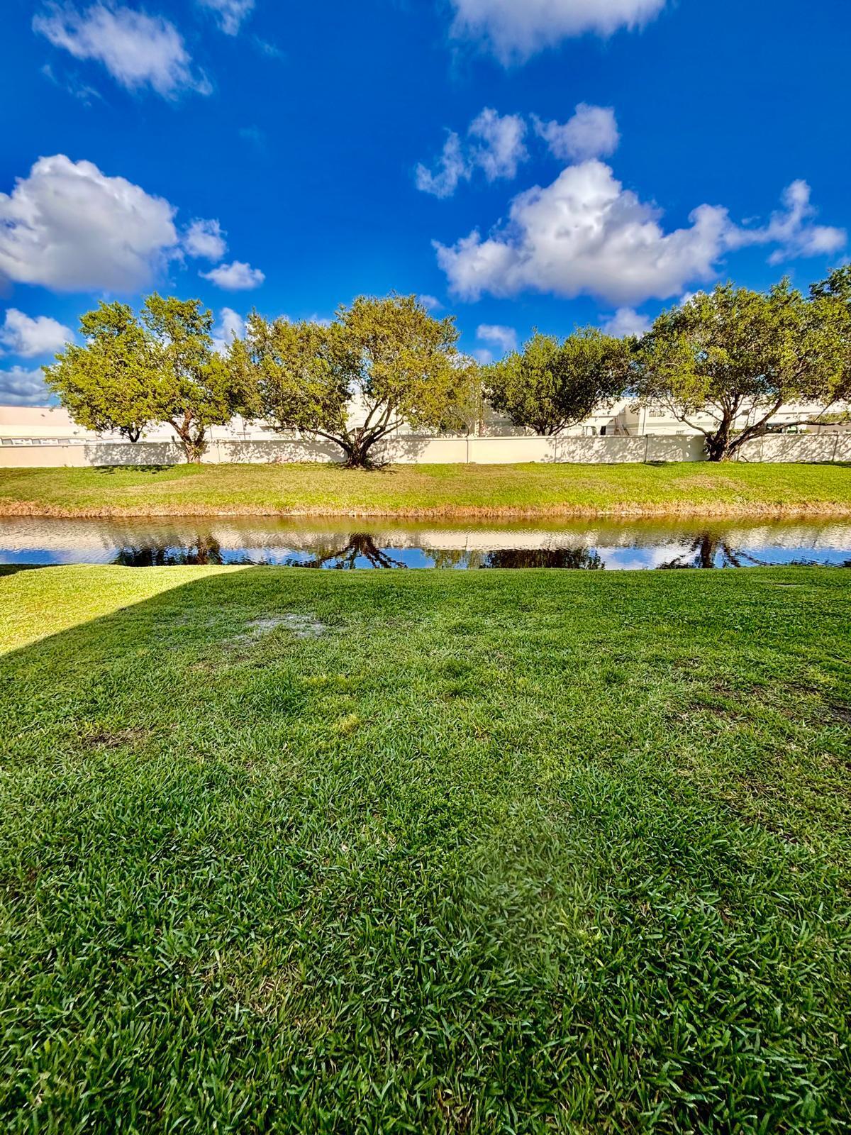 LAKEWOOD VILLAGE - Residential Lease