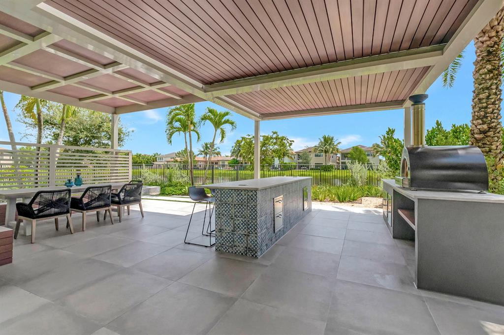 SEVEN BRIDGES - Residential