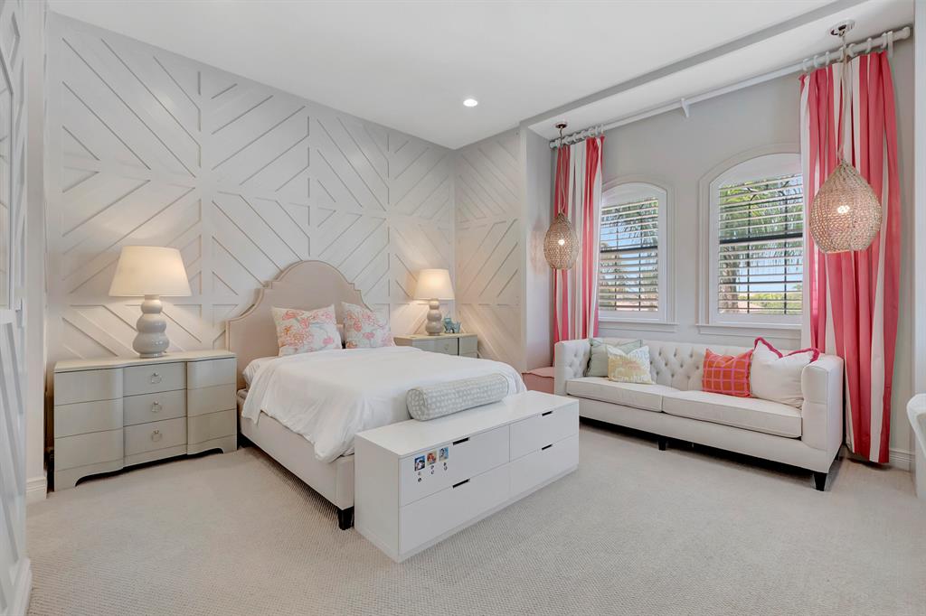 SEVEN BRIDGES - Residential