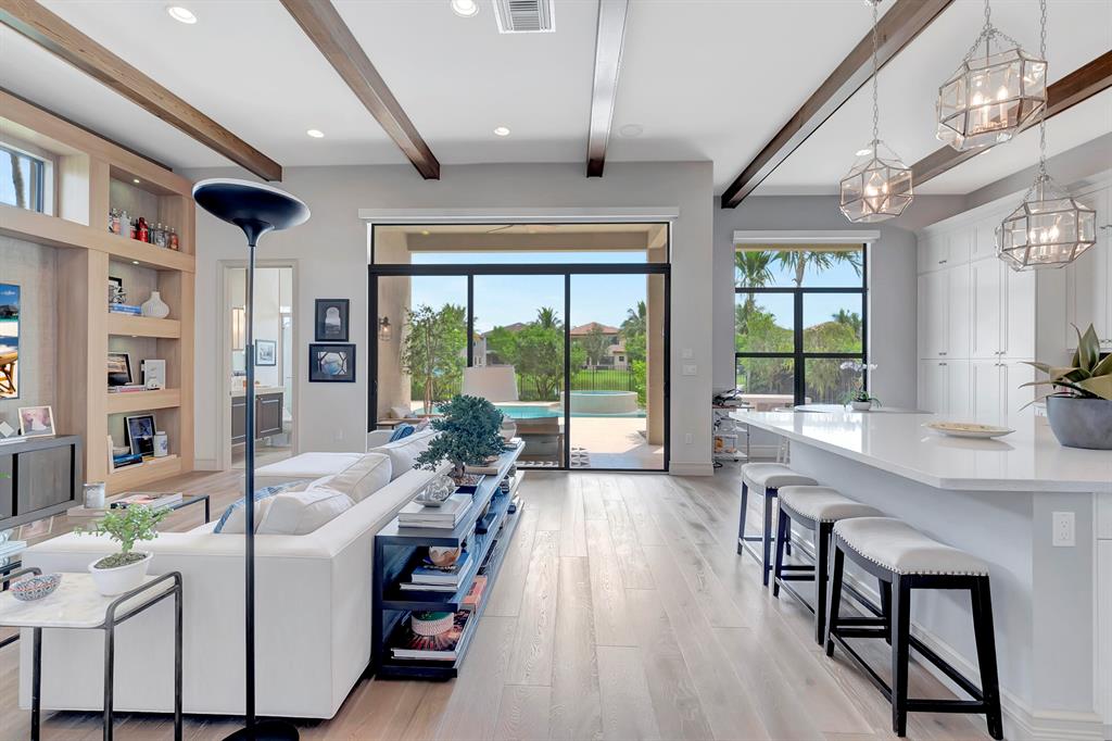 SEVEN BRIDGES - Residential