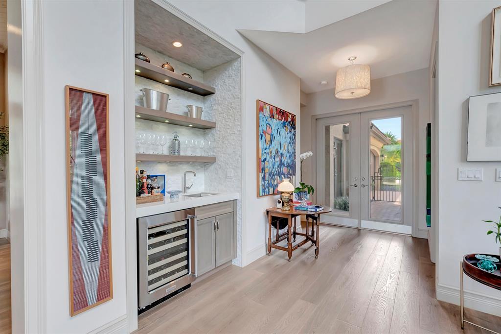 SEVEN BRIDGES - Residential